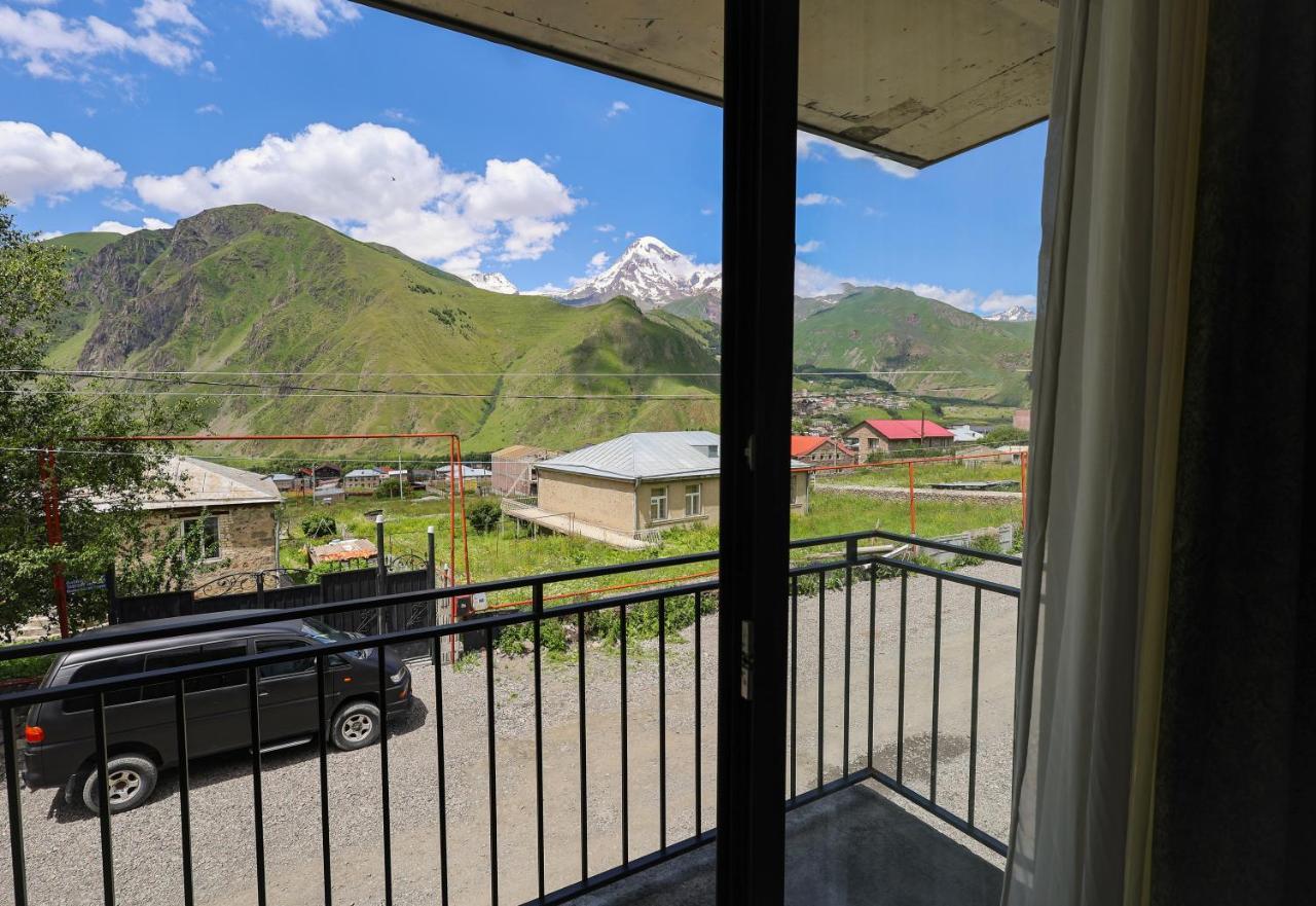 Heaven Hill Hotel Kasbegi Buitenkant foto